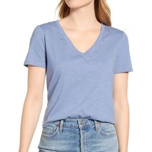 NWT Vince Camuto Studded V-Neck Cotton Blend T-Shirt